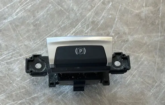 Peugeot 308 Hand parking brake switch 96785851VV00