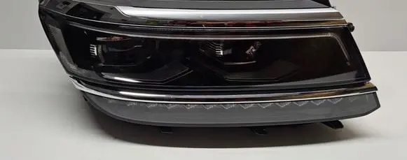 Volkswagen Tiguan Headlight/headlamp 5NN941082C VW076