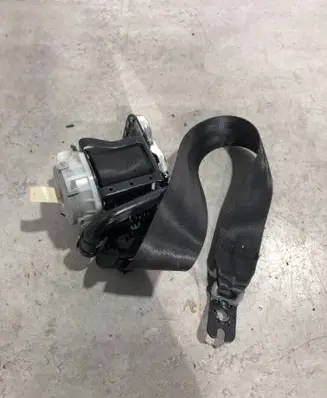 Seat Leon (5F) Front seatbelt 5F4857705A