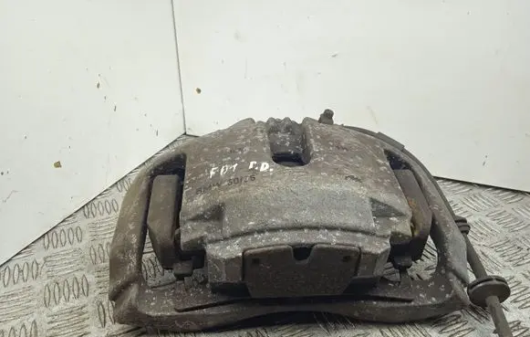 BMW 7 F01 F02 F03 F04 Front brake caliper