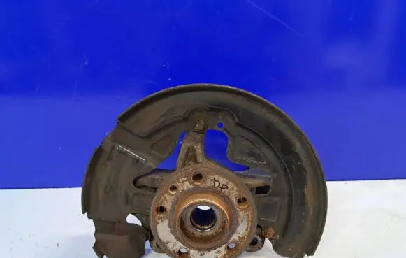 Volvo S60 Front wheel hub 31201286 6G912C447BE