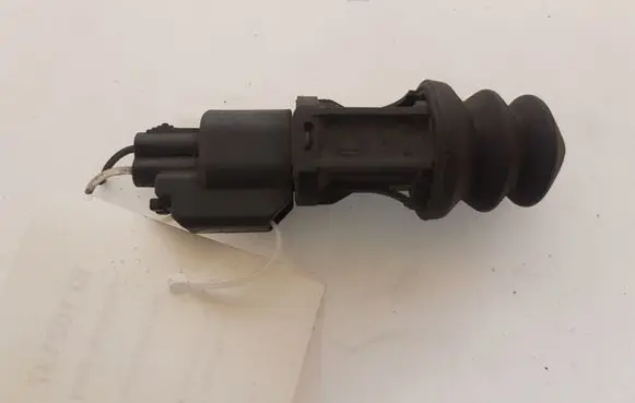 Opel Astra H Front door sensor 