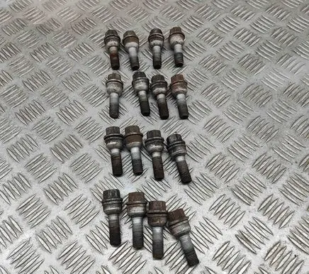Volkswagen Touareg II Nuts/bolts WHT001964A