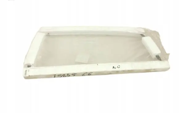 Lancia Y10 Rear side window 7583566
