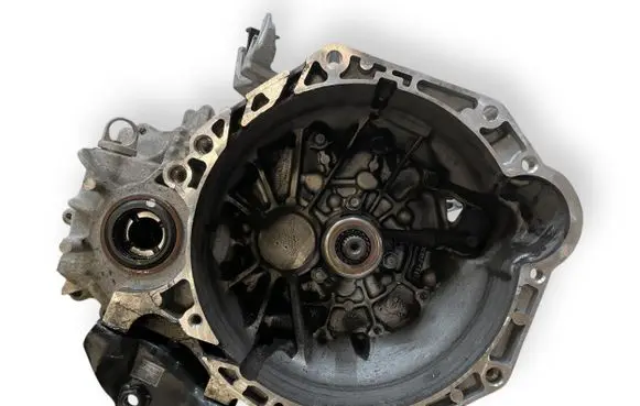 Manual 6 speed gearbox