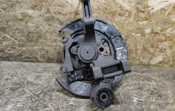 Hyundai Tucson LM Rear wheel hub spindle/knuckle 