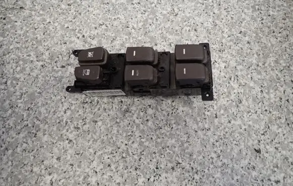Hyundai Sonata Other switches/knobs/shifts