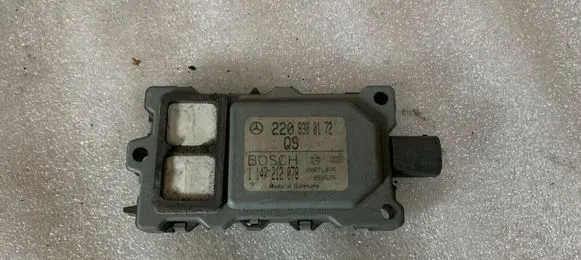 Mercedes-Benz S W220 Sensor 2208300172