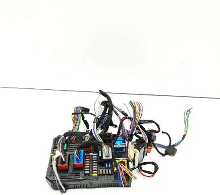 Peugeot 308 Fuse module 983288028000 9832880280