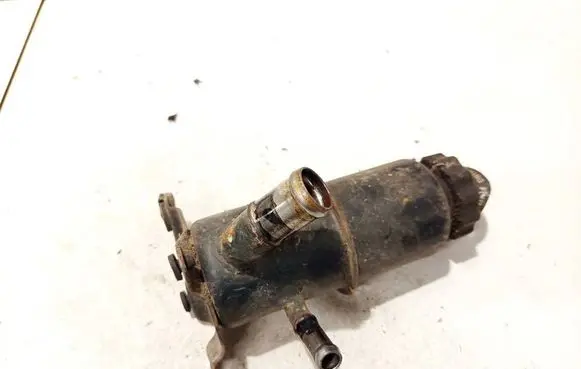 Mazda 626 Power steering fluid tank/reservoir 