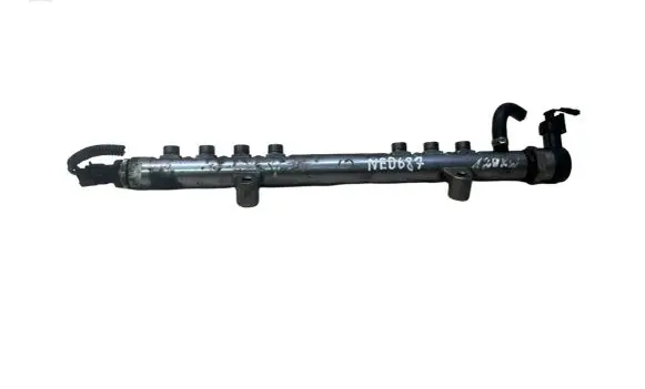 Volvo V70 Fuel main line pipe 30777759