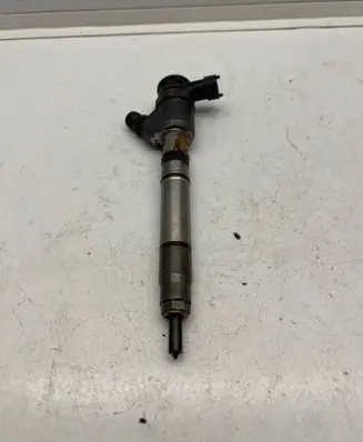KIA Optima Fuel injector 0445110589 338002AB10