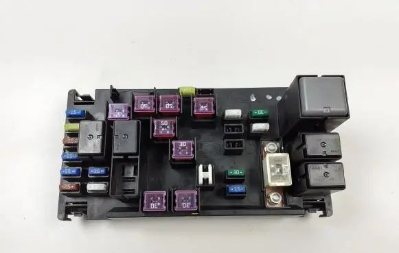 Subaru XV Fuse module 82241FJ010 A3161A322719U176