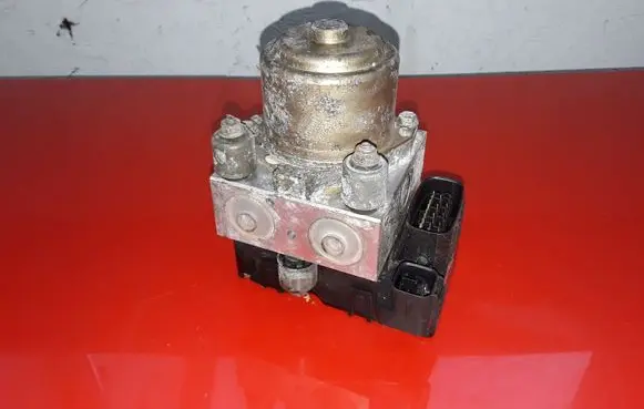 Mitsubishi Pajero Sport I ABS Pump MR955425 244402209397