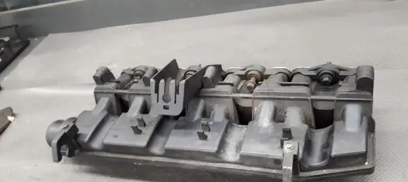 Ford Mondeo Mk III Intake manifold 1S7Q-9424-BD
