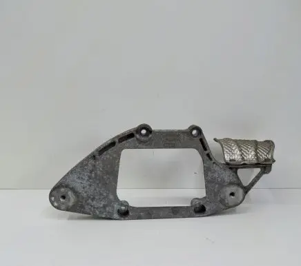 Audi A8 S8 D4 4H Rear differential/diff mount bracket 8K0599287J