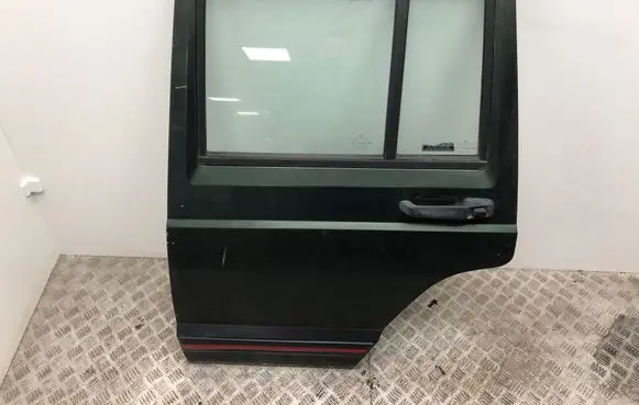 Jeep Cherokee Rear door