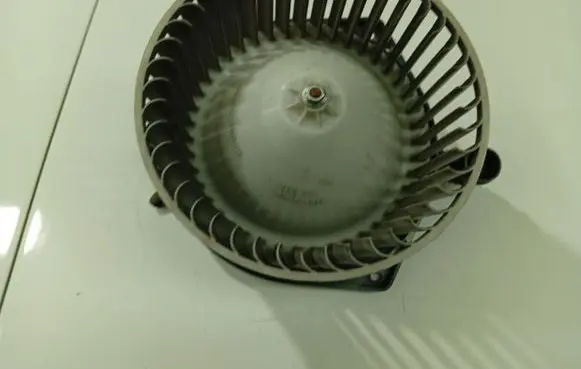 Honda FR-V Heater fan/blower 