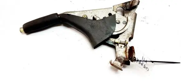 Mazda MPV Handbrake/parking brake lever assembly