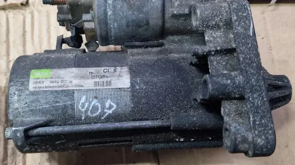 Peugeot 407 Starter motor 9645100680