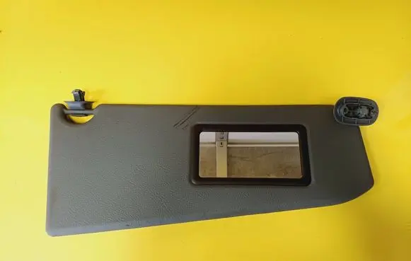 Sun visor