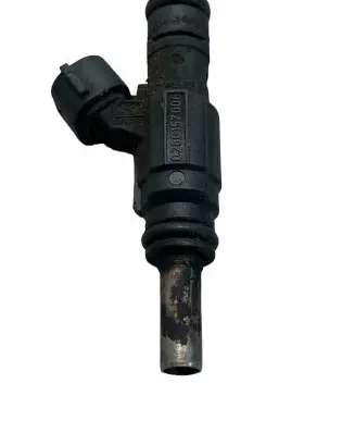 Seat Alhambra (Mk1) Fuel injector 0280157006