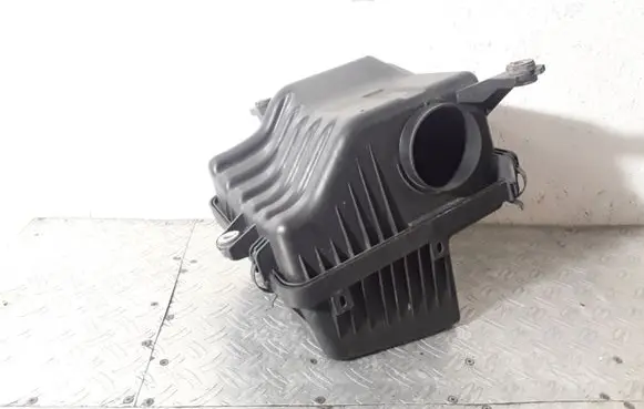 Air filter box