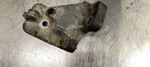 Volvo V70 Engine mounting bracket 8634123 86341232