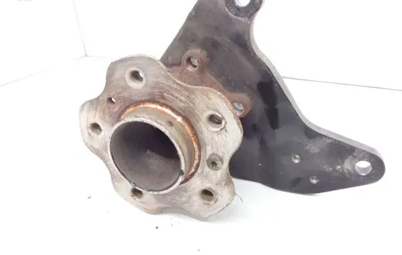 Nissan Qashqai Rear wheel hub