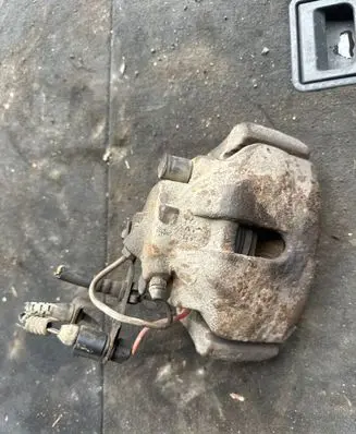 Audi A4 S4 B6 8E 8H Front brake caliper