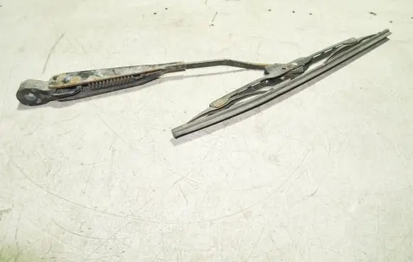 Chrysler Voyager Rear wiper blade arm 04717712AA