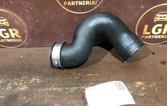 Volkswagen Caddy Intercooler hose/pipe 3C0145834M