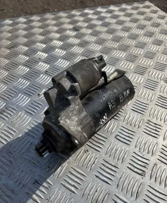 Volkswagen Touran I Starter motor 02E911023H 123016