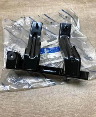 Hyundai Accent Rear bumper mounting bracket 8663422200