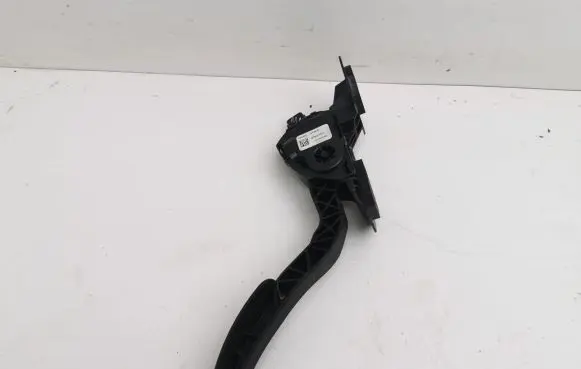 Mazda 6 Accelerator throttle pedal GS8S41600