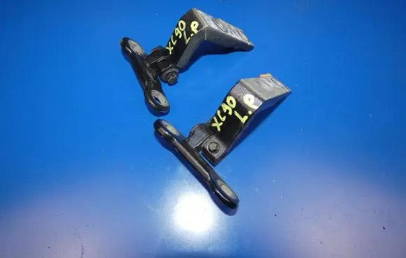 Volvo XC90 Front door hinge set 