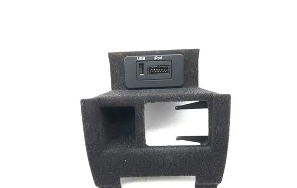 Jaguar XK - XKR AUX in-socket connector 8W83045N24A 7W8319C166AB