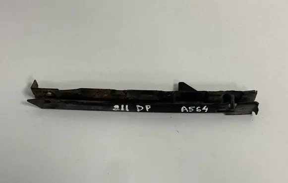 Mercedes-Benz E W211 Front bumper mounting bracket A2118801214