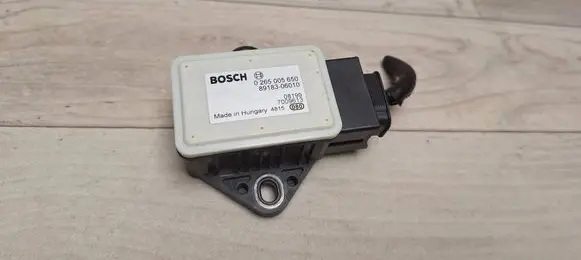 Toyota Auris 150 ESP acceleration yaw rate sensor 0265005650 8918306010