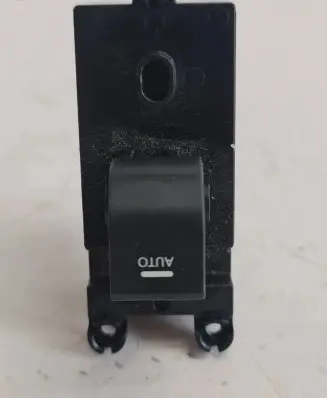 Hyundai i40 Electric window control switch 935803Z000 2011714