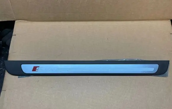 Audi A5 Sportback 8TA Front sill trim cover 8T8853374 8T8853374B