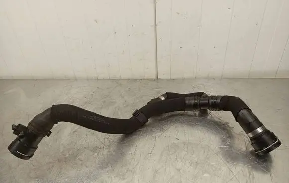 Audi A4 S4 B8 8K Engine coolant pipe/hose 8K0121049M