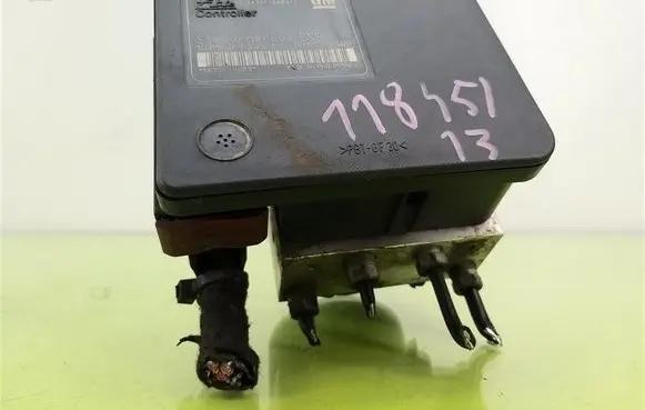 Opel Astra H ABS Pump 13213610