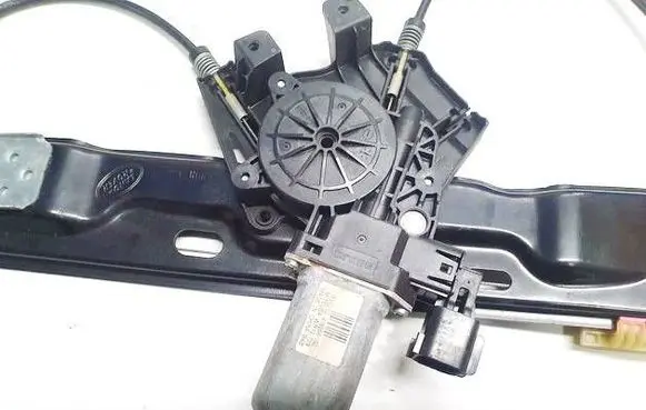 Land Rover Range Rover Evoque L538 Front door window regulator motor 918956102