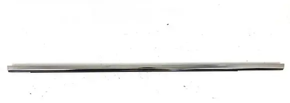 Chrysler Pacifica Door glass trim