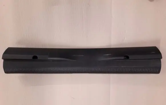 Volkswagen PASSAT B6 Trunk/boot sill cover protection 3C09863459