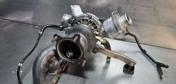 Audi A4 S4 B8 8K Turbo 06H145702G