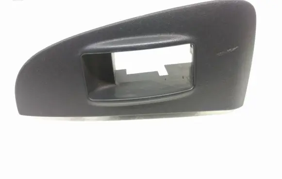 Toyota Avensis T250 Rear door window switch trim 7427205020