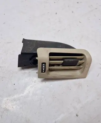 Volvo XC60 Dashboard side air vent grill/cover trim 30671771