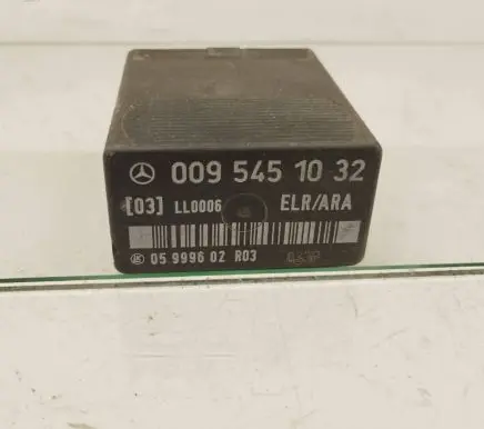 Mercedes-Benz E W124 Other relay 0095451032